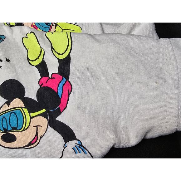 The Walt Disney Company Minnie & Mickey Vintage Long Sleeved Sweater Sweatshirt - Picture 12 of 13